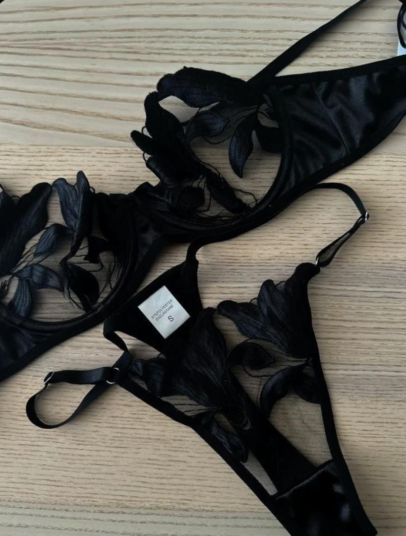 The Bare Allure Set