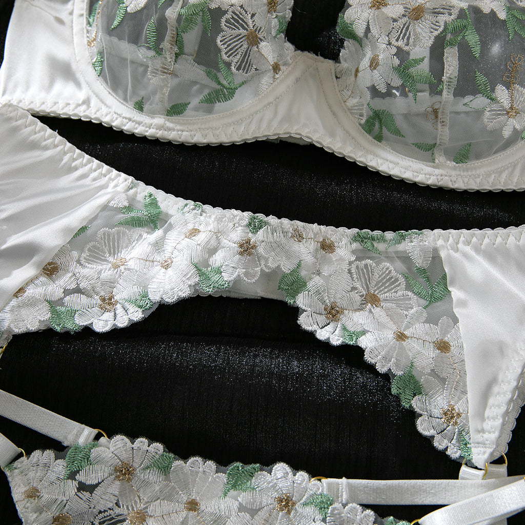 Blooming Grace Premium Garter Set