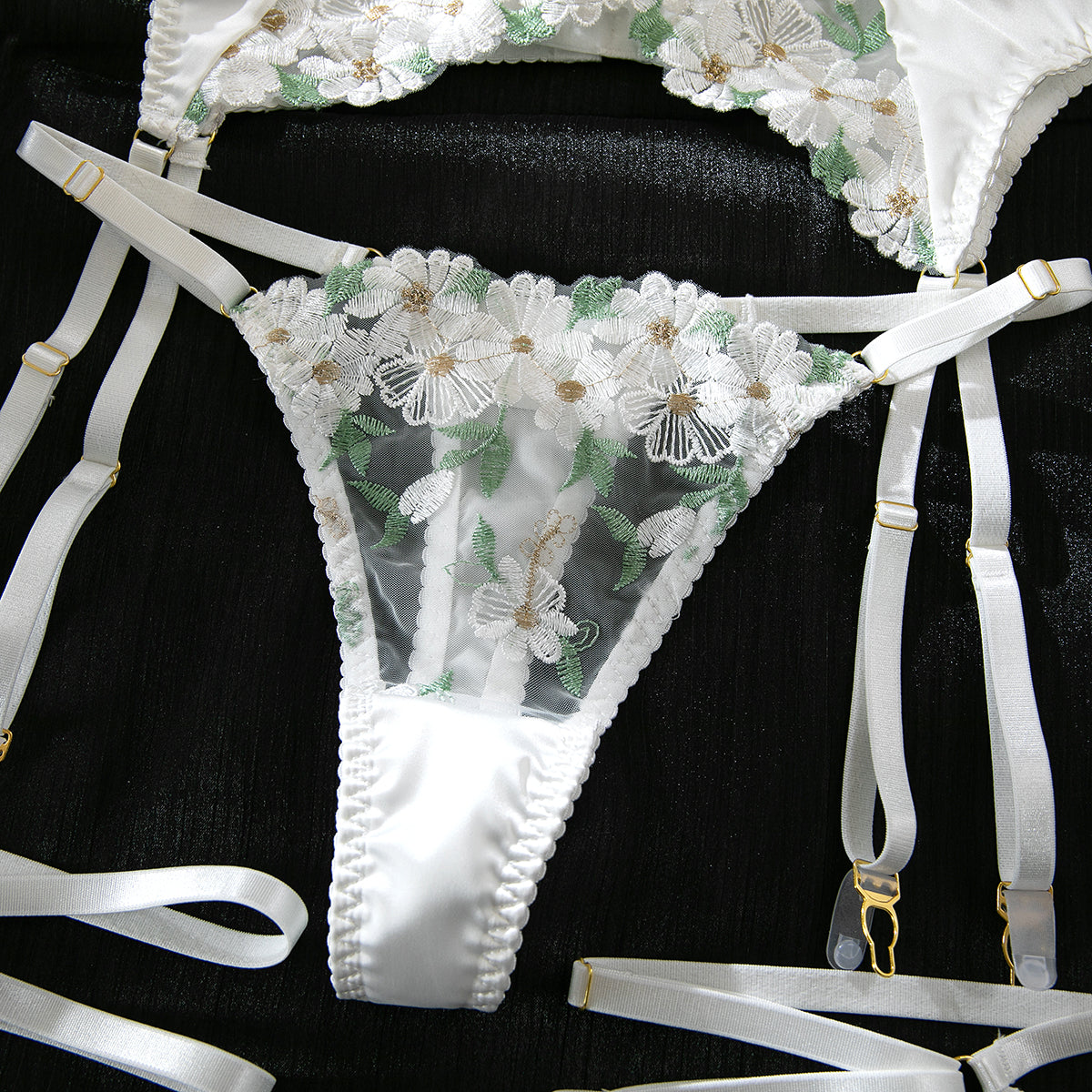 Blooming Grace Premium Garter Set