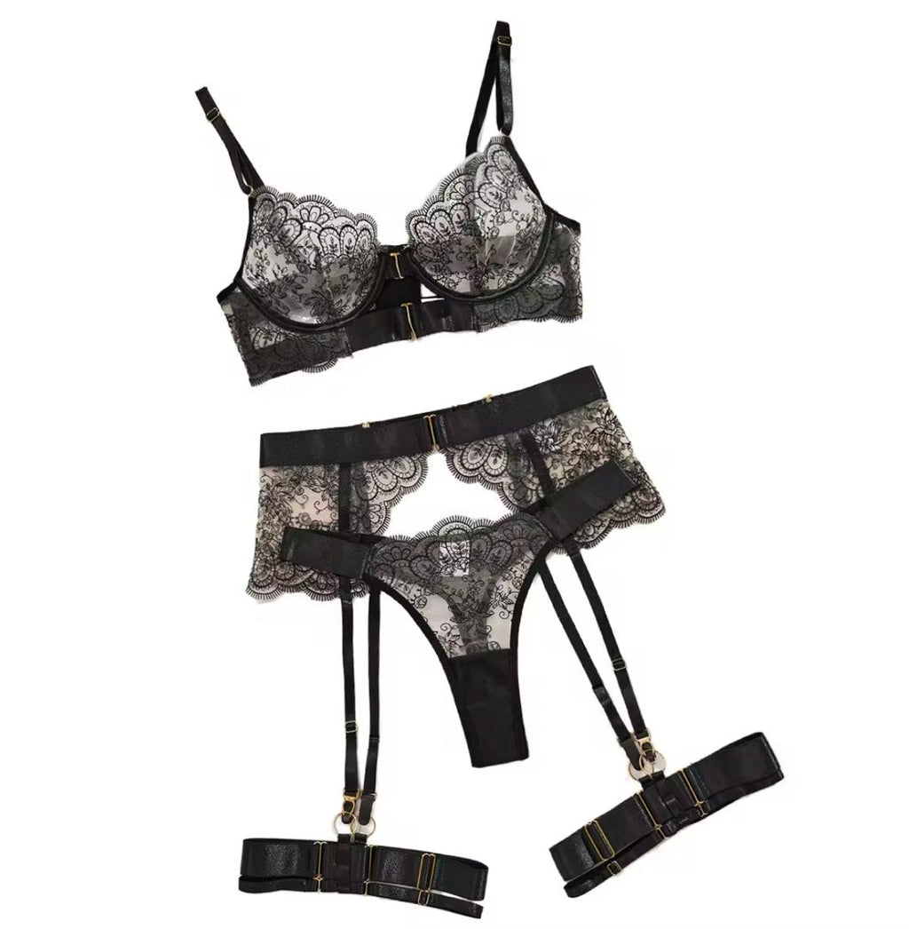 Midnight Allure Premium Garter Set